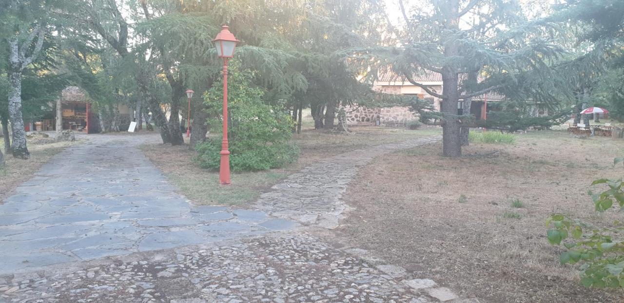 Exclusiva Casa Y Finca Privada Itos Pelayos del Arroyo Exterior photo