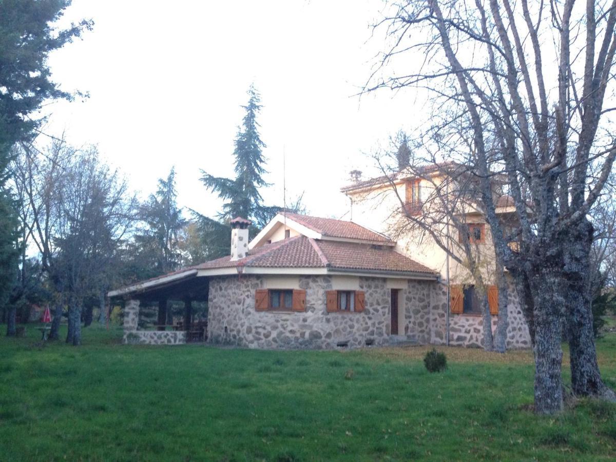 Exclusiva Casa Y Finca Privada Itos Pelayos del Arroyo Exterior photo